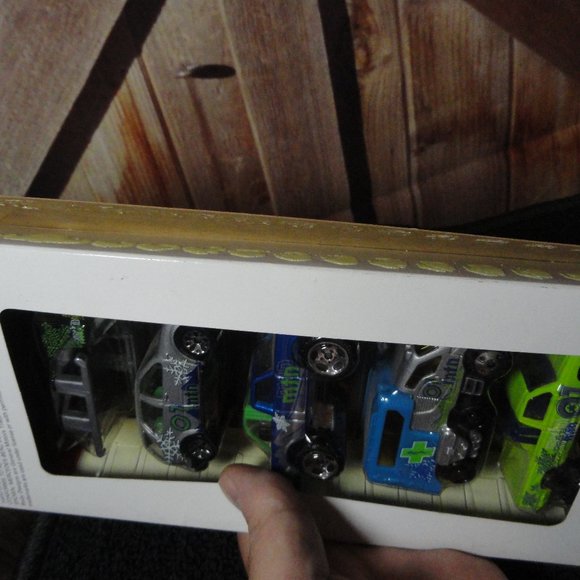 Matchbox Summit seekers set of 5 gift pack~2001 edition~NOS~Detailed cars - Picture 5 of 5